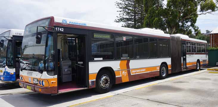 Sydney Buses Volvo B12BLEA Custom CB60 1742 State Transit 85
